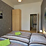 Botic Gardenia Residences 公寓 布拉格