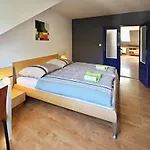 公寓 Botic Gardenia Residences