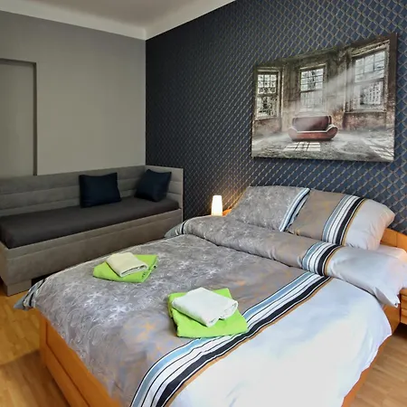 Botic Gardenia Residences פראג