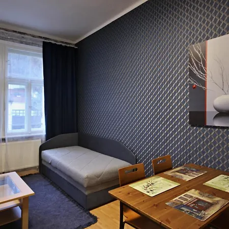 Botic Gardenia Residences דירה