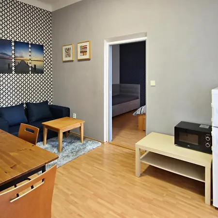 Botic Gardenia Residences Apartament