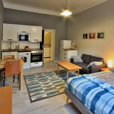 Botic Gardenia Residences