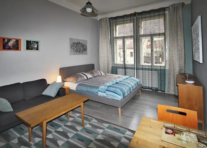 Botic Gardenia Residences Apartment