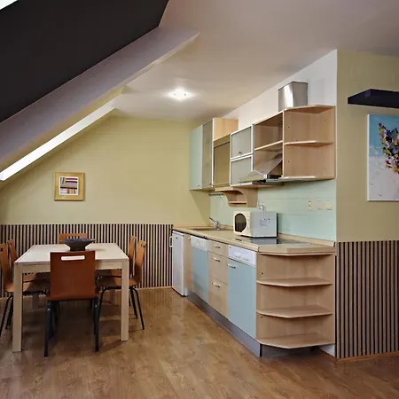 Botic Gardenia Residences Appartement *
